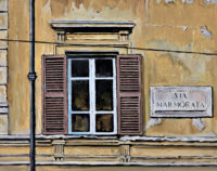 window-via-marmorata